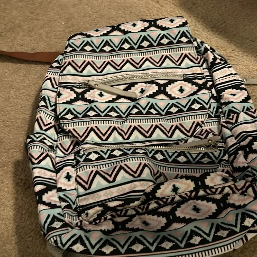 Back purses - Picture 4 of 4